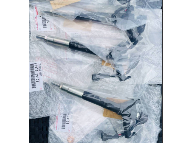 Vstřikovač 2367029100, 236700R041 Toyota RAV 4 (XA30)