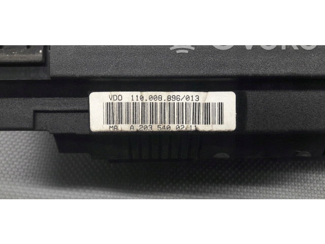 Přístrojová deska Mercedes-Benz C W203 2001 A2035400211