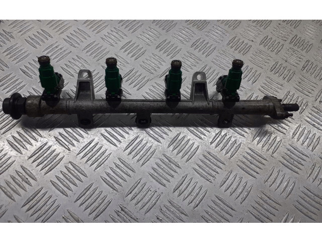 Vstřikovací lišta    KIA Rio     