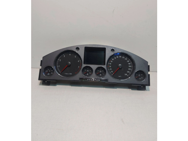 Панель приборов 3D0920882B, JND10   Volkswagen Phaeton       