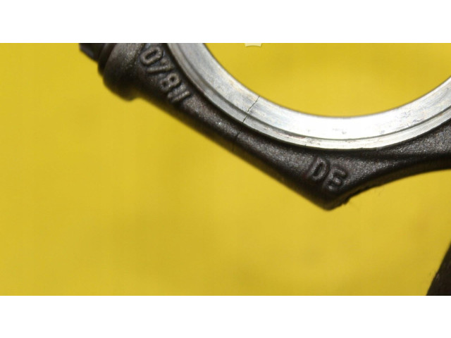 Píst    Audi A8 S8 D3 4E     