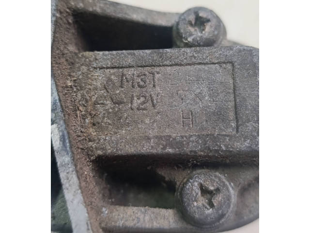 Панель приборов M3T24482 Mazda 626