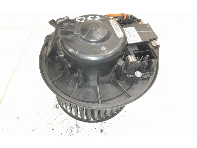 Вентилятор печки    3C1820015Q   Skoda Yeti (5L)