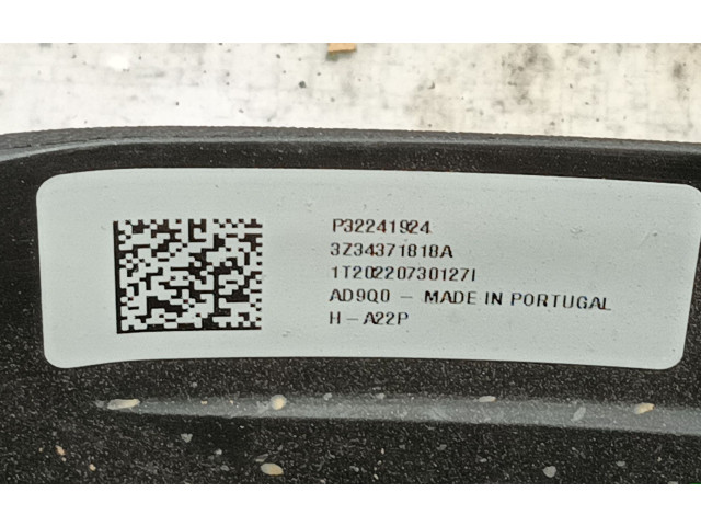Руль Volvo XC40 - года 32241924, P32241924