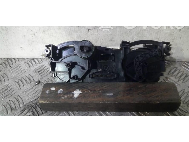 Блок управления климат-контролем MN164569 Mitsubishi Colt