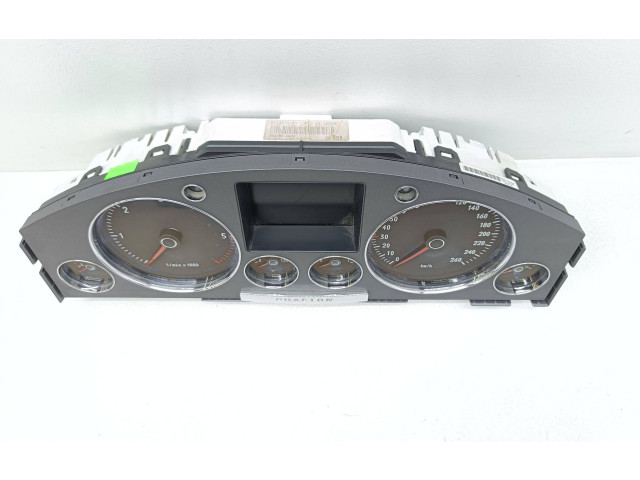 Přístrojová deska Volkswagen Phaeton 2006 3D0920882N