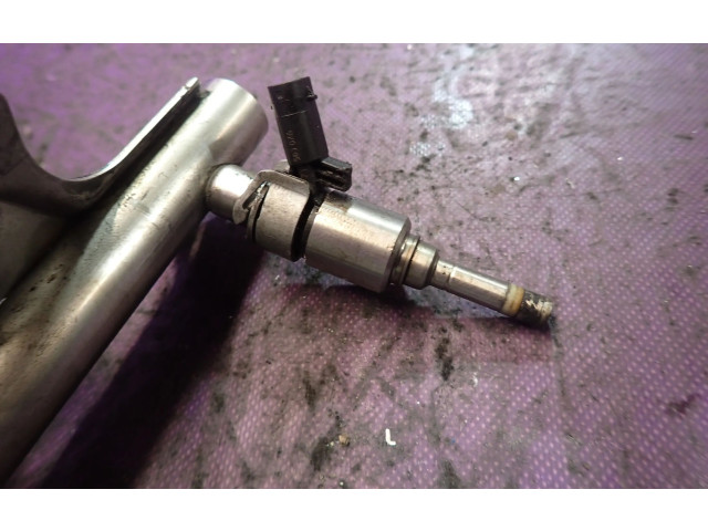 Vstřikovací lišta 06J133317J, 06J133317J Volkswagen Tiguan ---