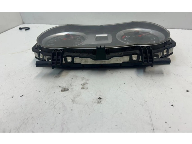 Спидометр (приборный щиток) 8200715181 Renault Clio III