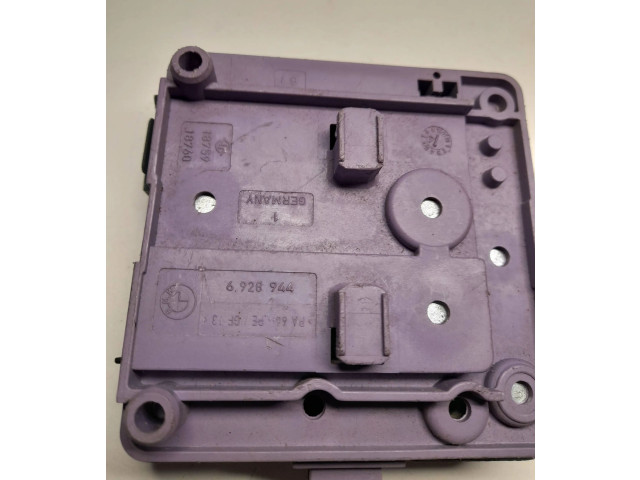 Блок предохранителей  8387547   BMW X3 E83    