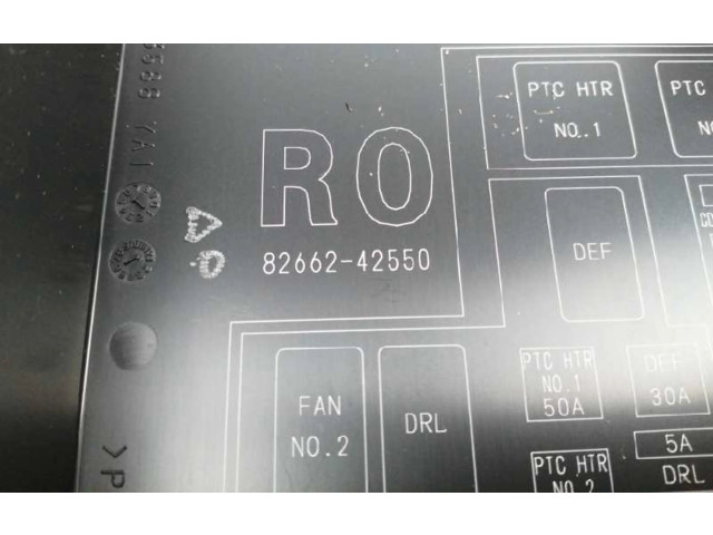 Pojistková skříňka Řídící jednotka BSM 8266242550   Toyota RAV 4 (XA40) 2017