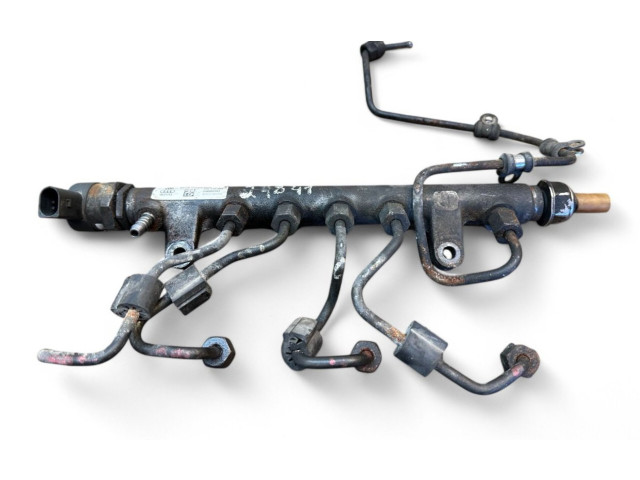 Vstřikovací lišta 03L130089, OSL130089 Volkswagen Transporter - Caravelle T5 CFCA