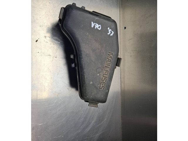 Блок предохранителей     Volvo S70  V70  V70 XC    