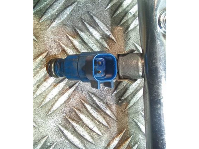 Vstřikovací lišta 04891338AA, 04891338AA Chrysler Neon I EJD