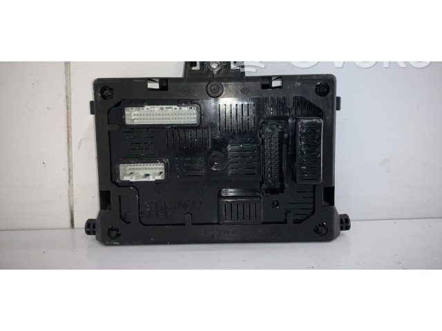 Комплект блоков управления 8200504593   Renault Clio III