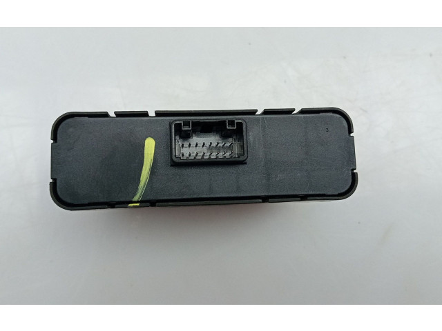 Блок управления 284Y66LA1A Renault Twingo III