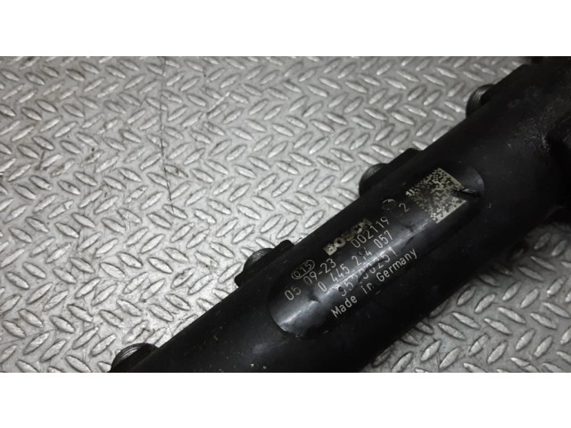 Топливная рампа 0445214057, 55200251 Opel Signum 1.9