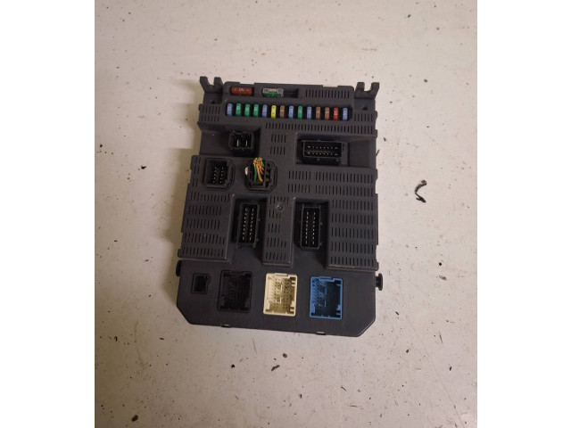 Блок предохранителей  9664532580, 2306934091107   Citroen C2    