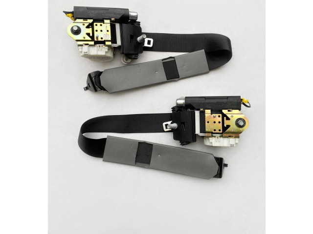 Третий рядный ремень безопасности Mercedes-Benz GL X164  2006 - 2012 года A1648600585, A1648600685      