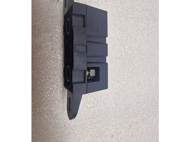   Pojistková skříňka 4B3937505A   Audi A8 S8 D2 4D 2001