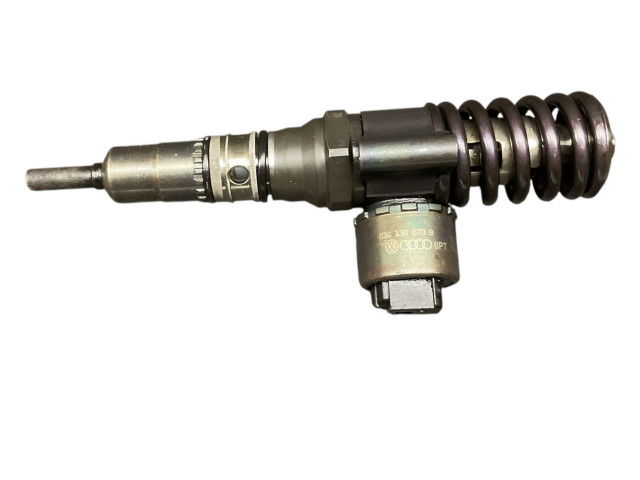 Форсунка 03G130073B    Volkswagen Touran I   