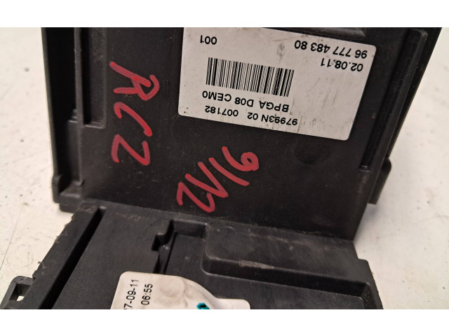 Pojistková skříňka 9677748380, 28236841 Peugeot RCZ 2010