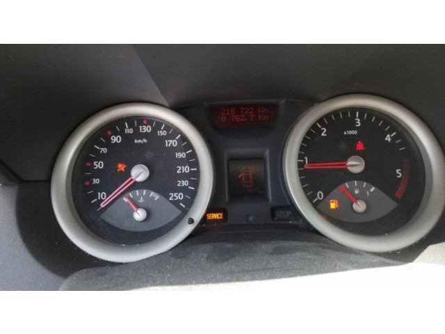 Přístrojová deska Renault Megane II 2006 8200399700D