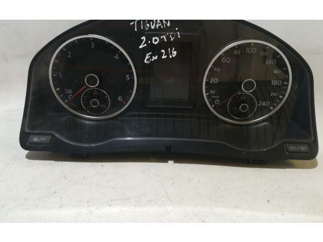 Přístrojová deska Volkswagen Tiguan 2008 5N0920873A