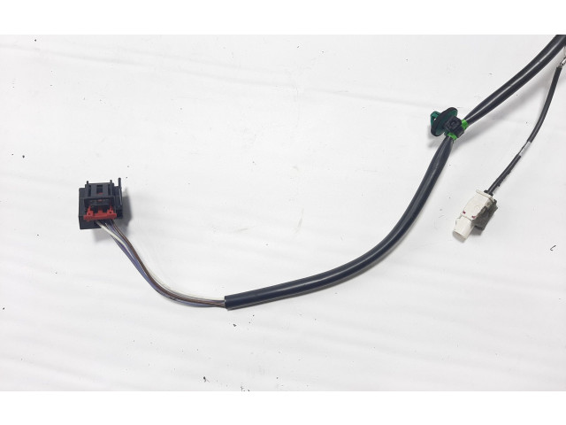 Зеркало электрическое        Volkswagen Caddy  2015 - 2020 года   