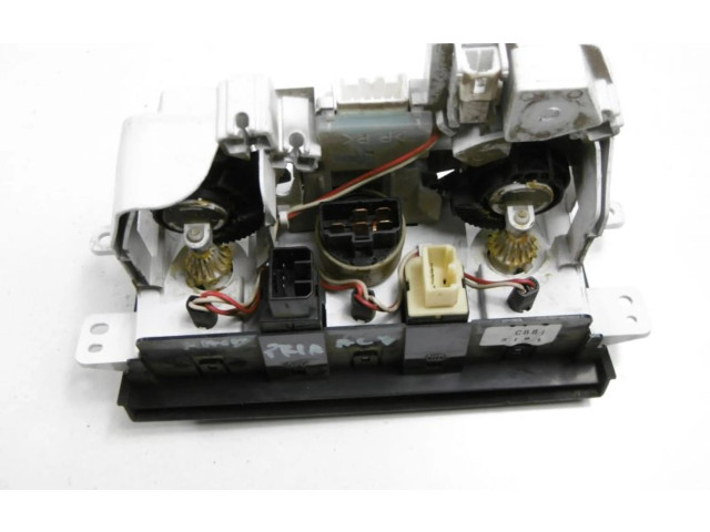 Блок управления кондиционером       Mazda Premacy