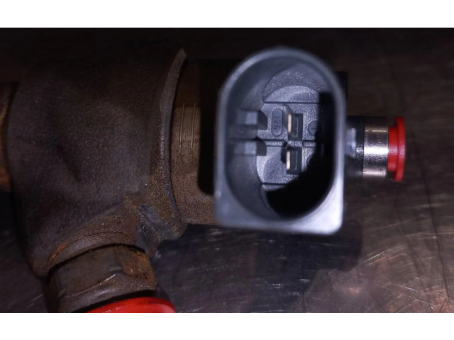 Форсунка 03L130855CX Volkswagen Caddy