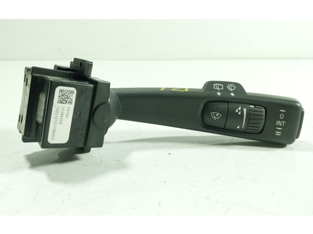 Ручка стеклоочистителей 31456042, 31394008   Volvo V60