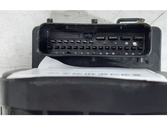 Блок АБС 0273004621, 8200085584   Renault  Clio II  2001 - 2005 года