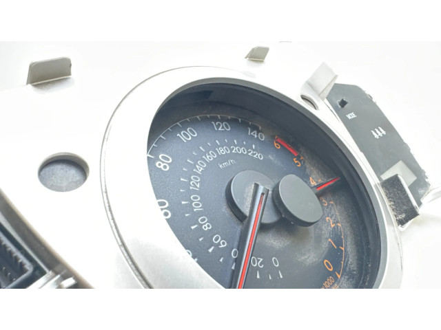 Přístrojová deska Toyota Urban Cruiser (XP110) 2009 8380052W702