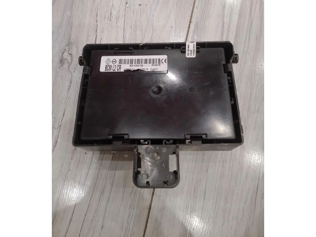 Блок комфорта 8201054128 Renault Clio III