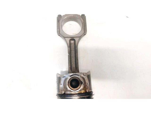 Píst Chevrolet Captiva pro naftový motor 2.0