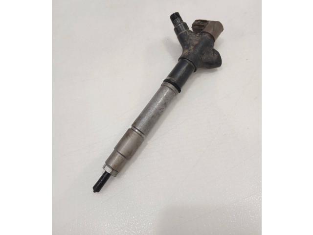 Vstřikovač 236700R100, 10M09223 Toyota Avensis T270