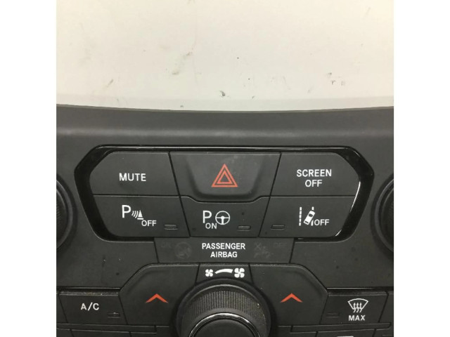 Блок управления климат-контролем    Jeep Renegade