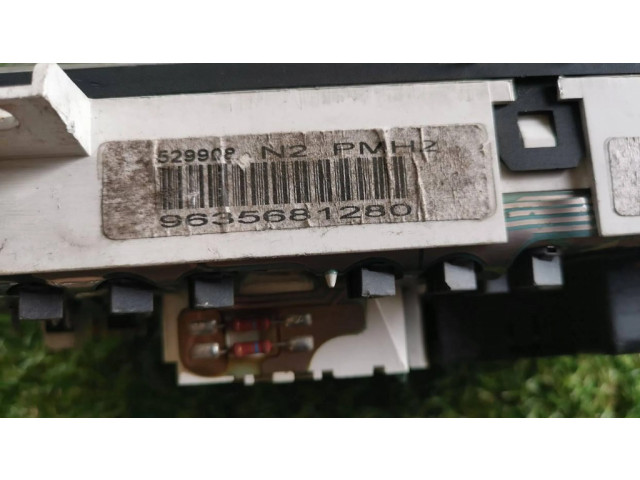 Пепельница