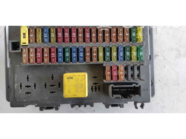 Блок предохранителей 518174503 Rover 75