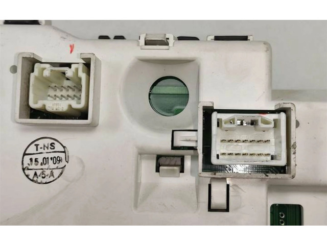 Přístrojová deska Mitsubishi Pajero 2006 MM0039001