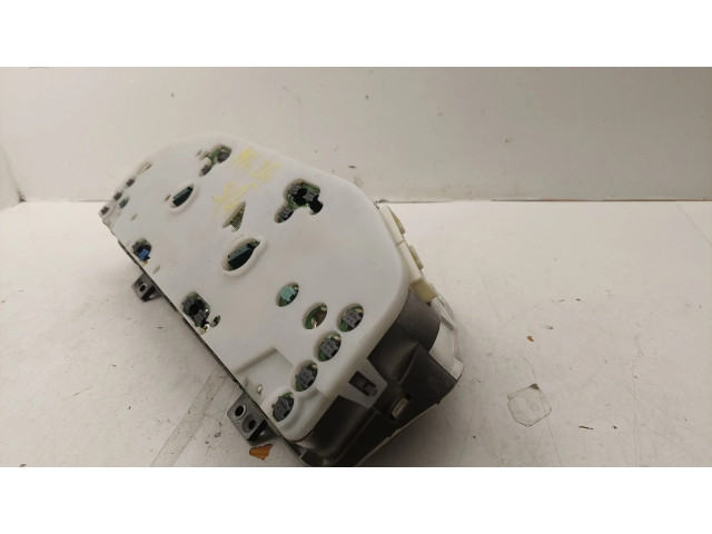 Панель приборов FDGE6VD Mazda 626