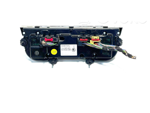 Блок управления климат-контролем 5E0907044L, 33654 Skoda Octavia Mk3 (5E)
