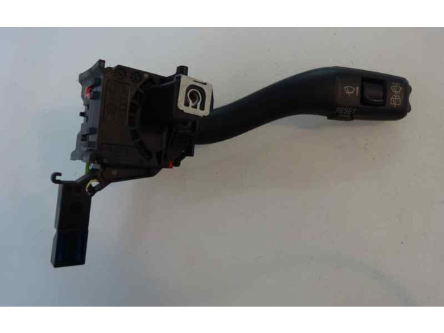 Ручка стеклоочистителей 8P0953519A Audi A3 S3 8P