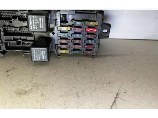 Блок предохранителей MB920106, 006486 Mitsubishi Galant