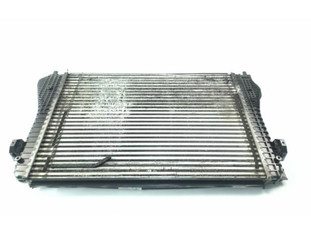 Интеркулер Volkswagen Caddy