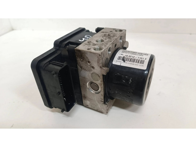 Jednotka ABS 39061713, 10021211014 Opel Zafira C 2017