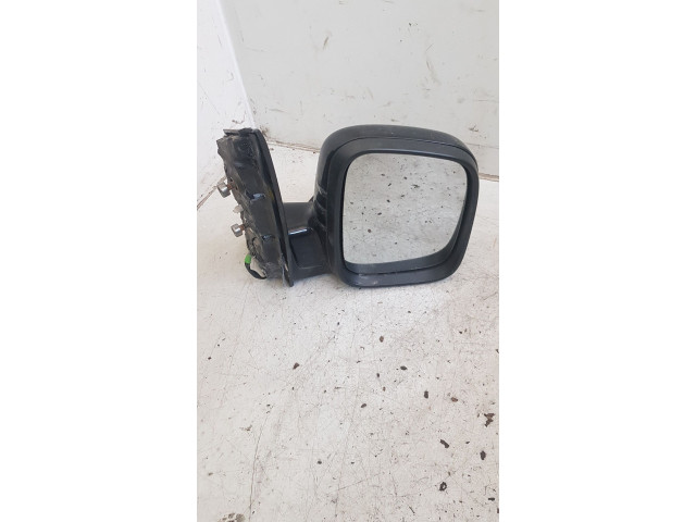 Зеркало электрическое        Volkswagen Caddy  2011 - 2016 года   