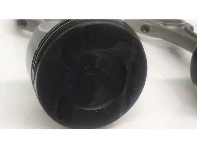 Píst 84L157 Audi S5 Facelift pro benzínový motor 3.0