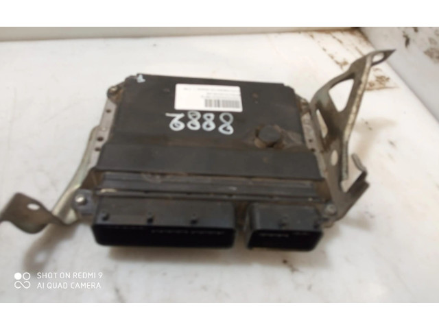 Řídící jednotka 8966105D30 Toyota Avensis T270 2008