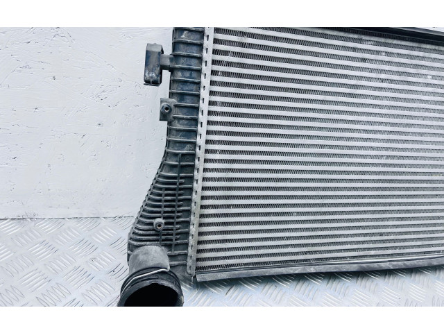 Интеркулер  1K0121345M   Audi TT TTS Mk2 